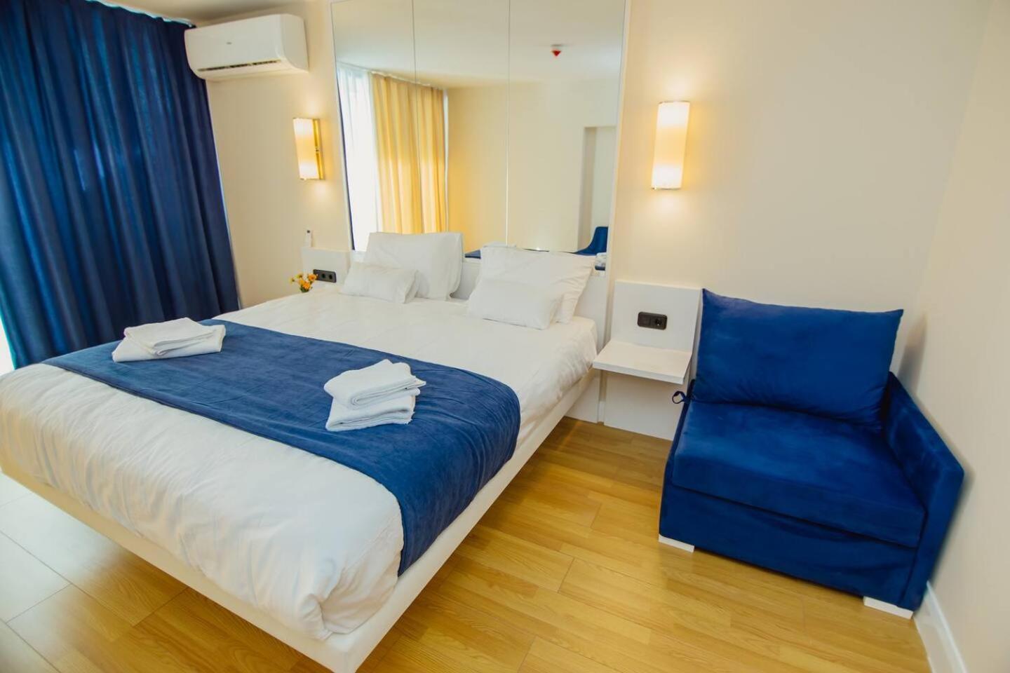 Orbi City Batumi Hotell Exteriör bild
